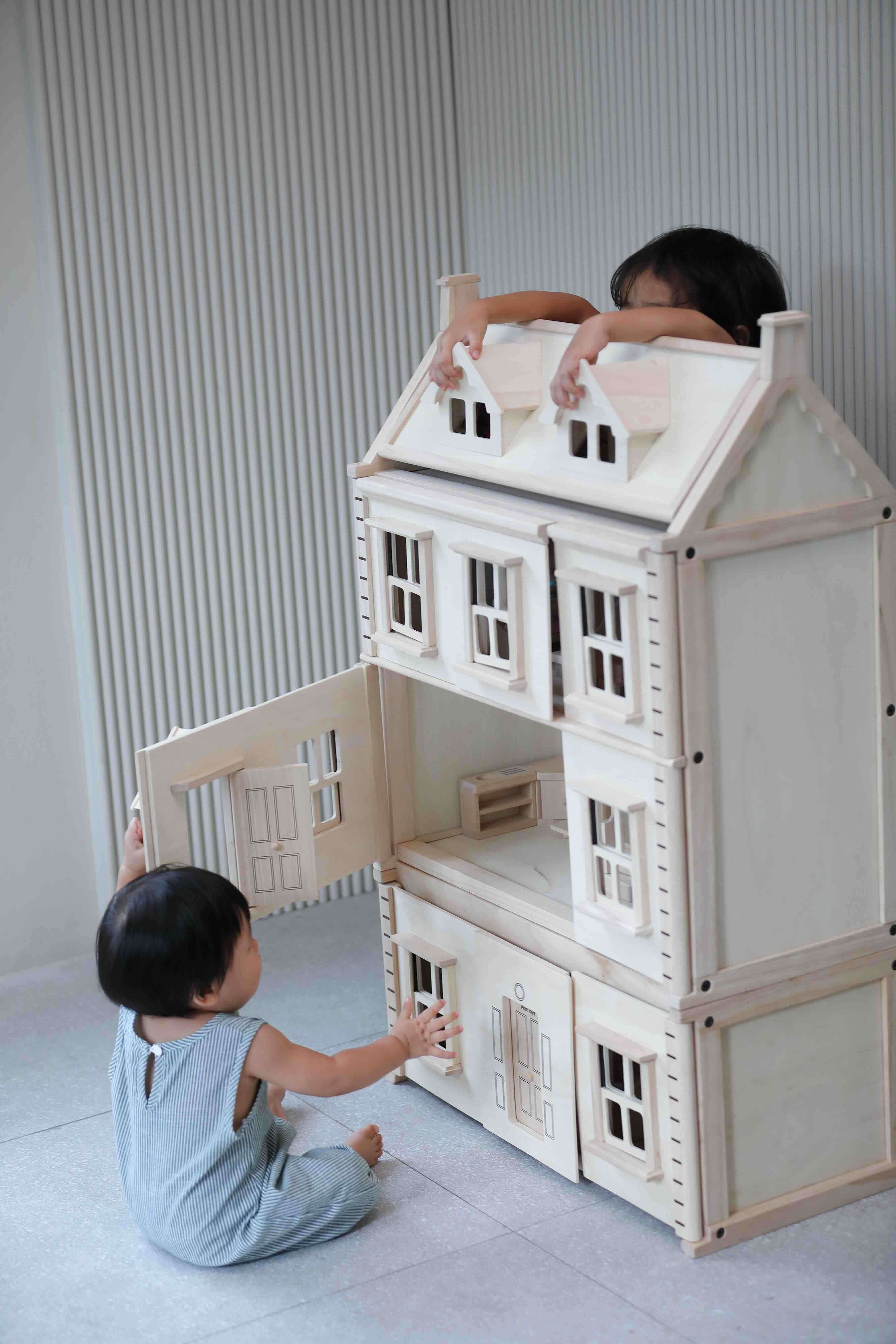 PlanToys Viktorianisches Puppenhaus